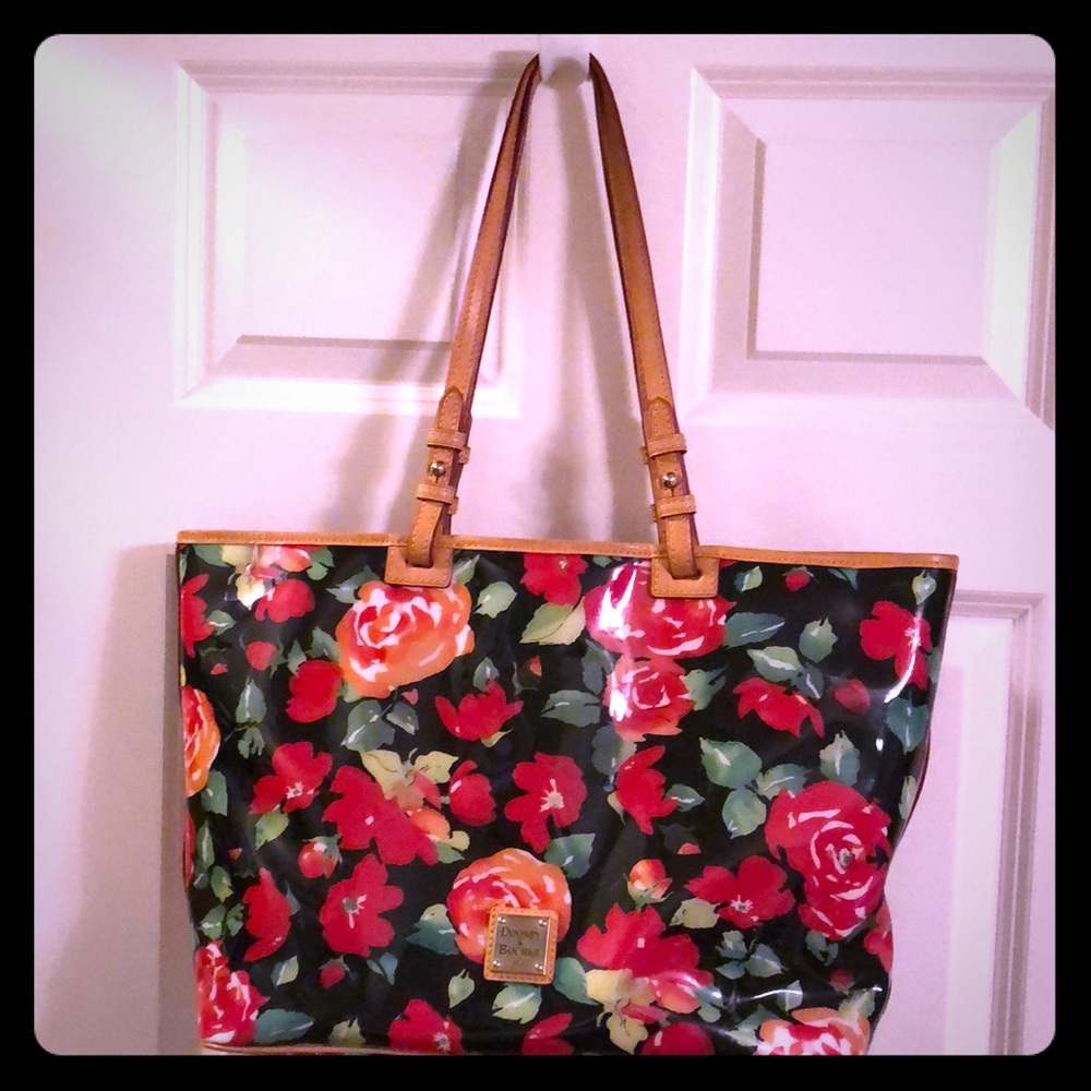 Dooney & Bourke Rose Tote 🌹